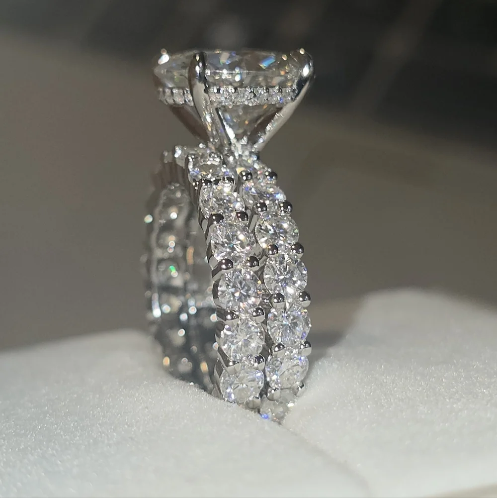 💎 9CTW 🔥 FIRE Moissanite Ring Set. Round-Cut. Platinum Plated S925